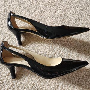 Anne Klein, Black patent, 2.5" heels, Size 9